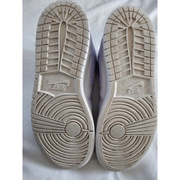 Nike Air Jordan 1 Mid GS 5Y White Lilac Purple Women 6.5 Youth Sneakers - Picture 9 of 9